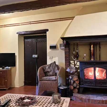 Casa Hemingway, Near Assisi Armenzano